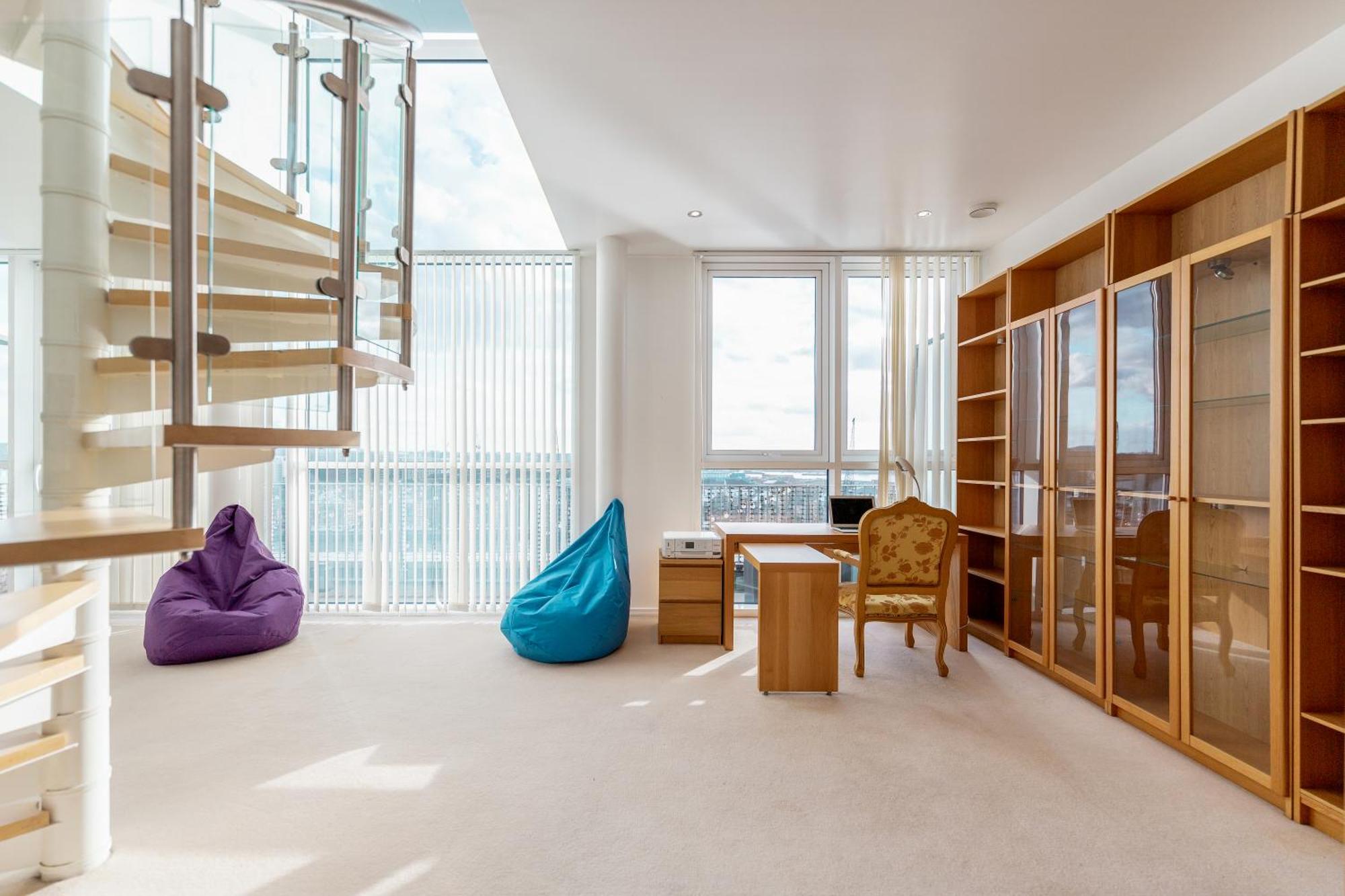 Excel Dock Apartments London Exterior photo