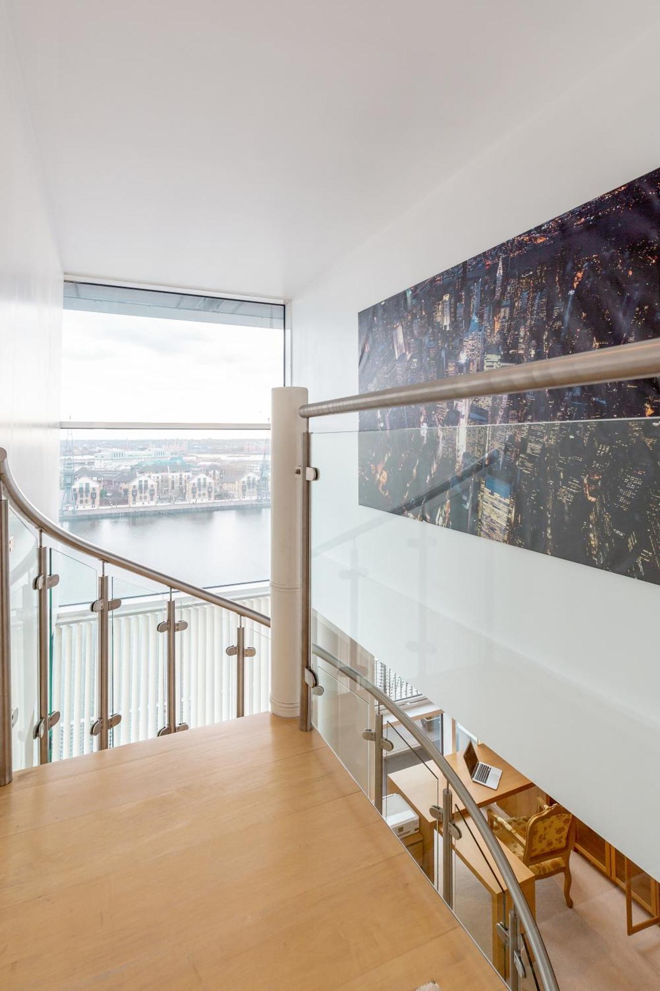 Excel Dock Apartments London Exterior photo