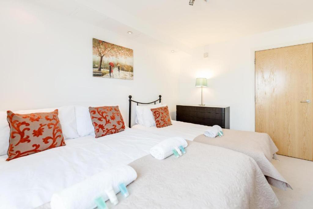 Excel Dock Apartments London Exterior photo